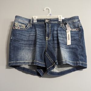 VIGOSS Heritage fit mid rise American flag embroidered denim jean shorts 22W